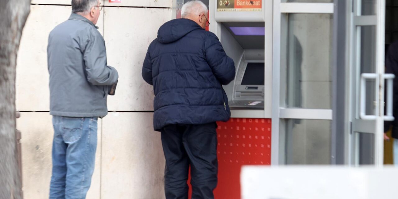 �ibenik: Potro�a?ka platforma “Halo, inspektore” najavila je pro�irenje bojkota na banke
