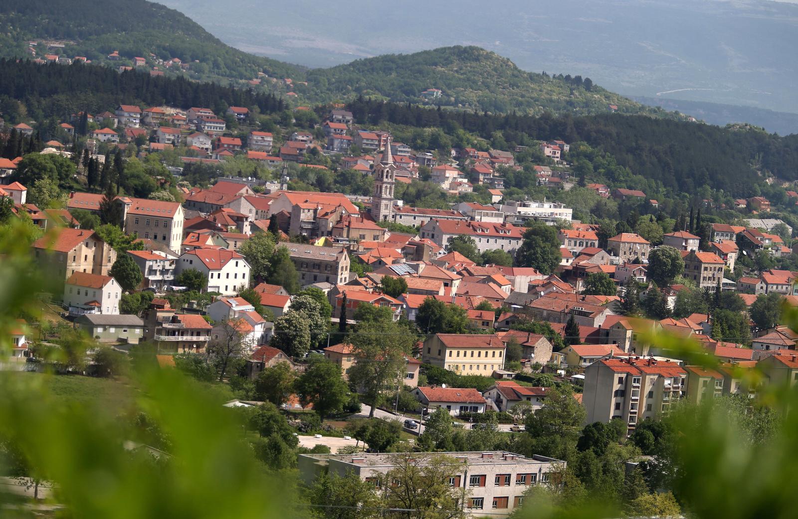 Panorama grada Sinja