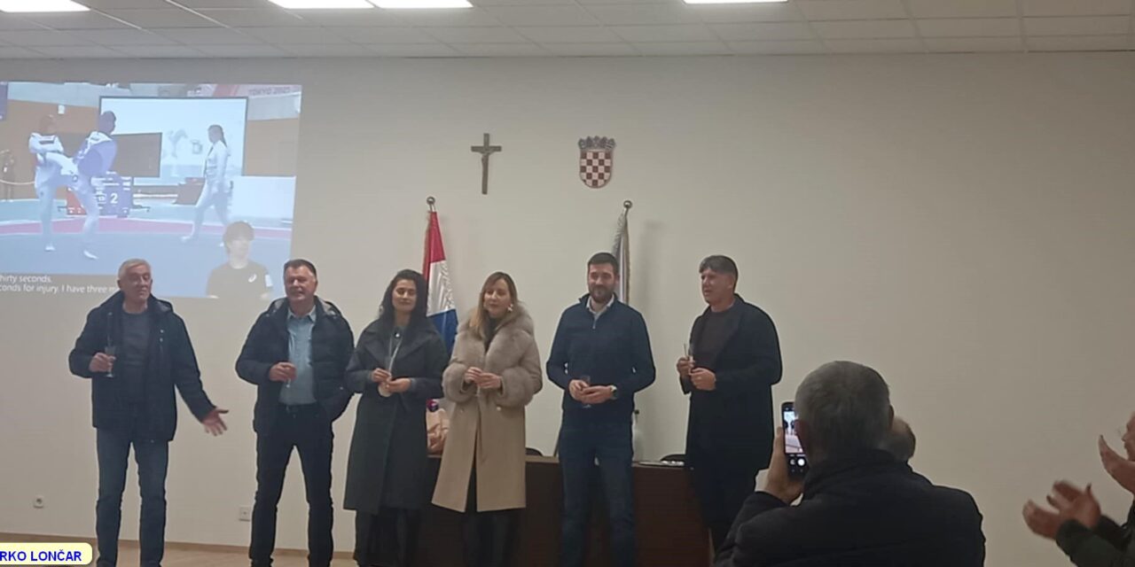 Doček Mateje Kolovrat IM2 – 021 portal