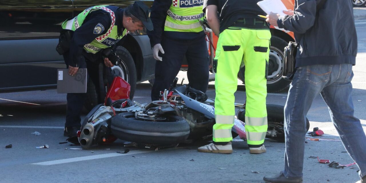 Split: U sudaru s osobnim vozilom poginuo motorist