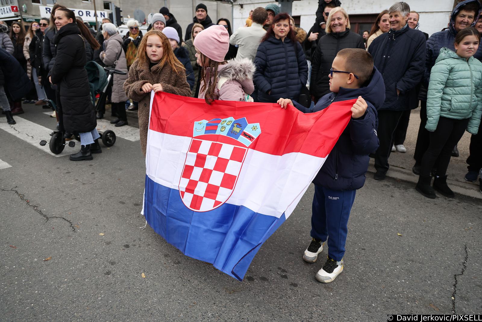 Vukovar: Kolona sjećanja na žrtvu Vukovara