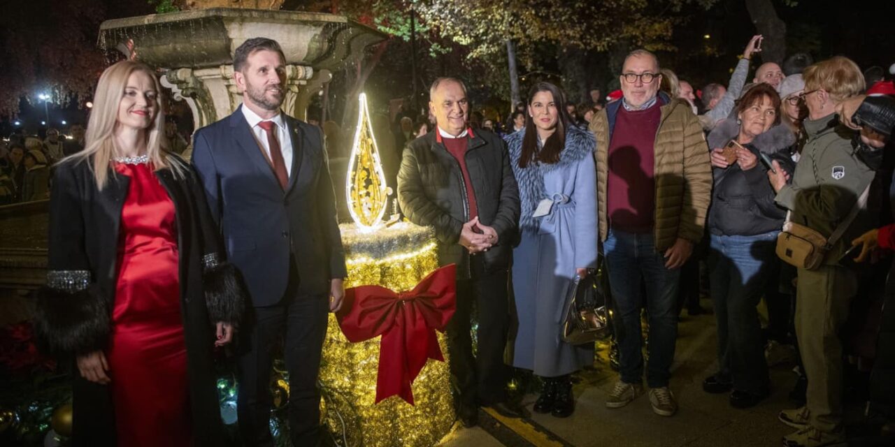 2025_11_20_otvaranje-adventa-u-splitu-37