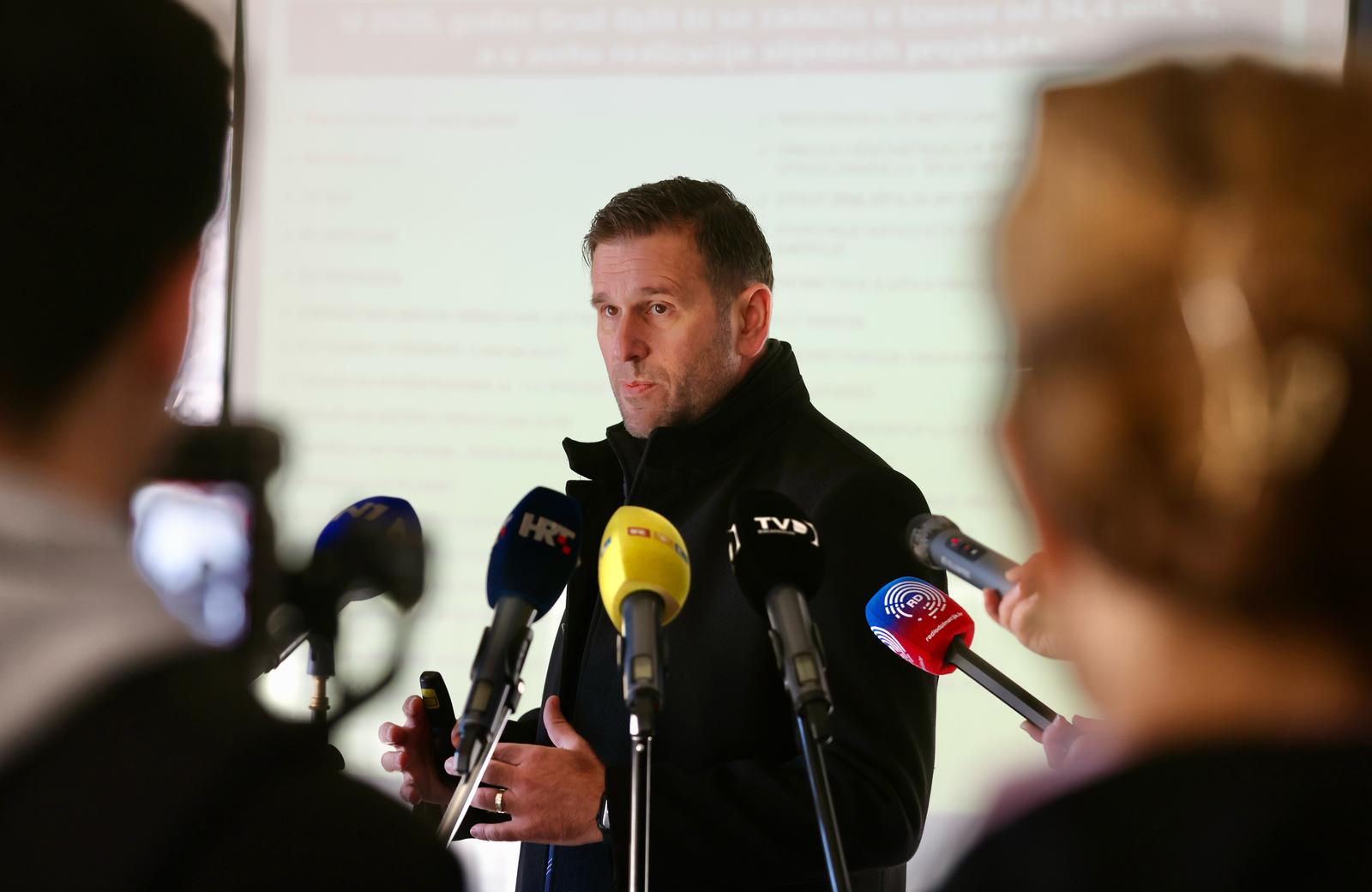 Split: Tomislav Šuta medijima predstavio teme nadolazeće 8. sjednice Gradskog vijeća