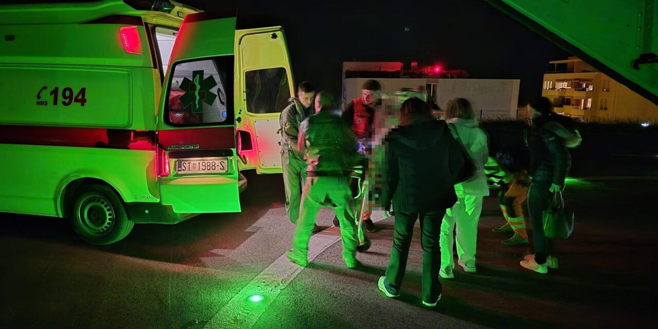 Helikopter HRZ-a prevezao dvoje novorođenčadi iz Dubrovnika u Split