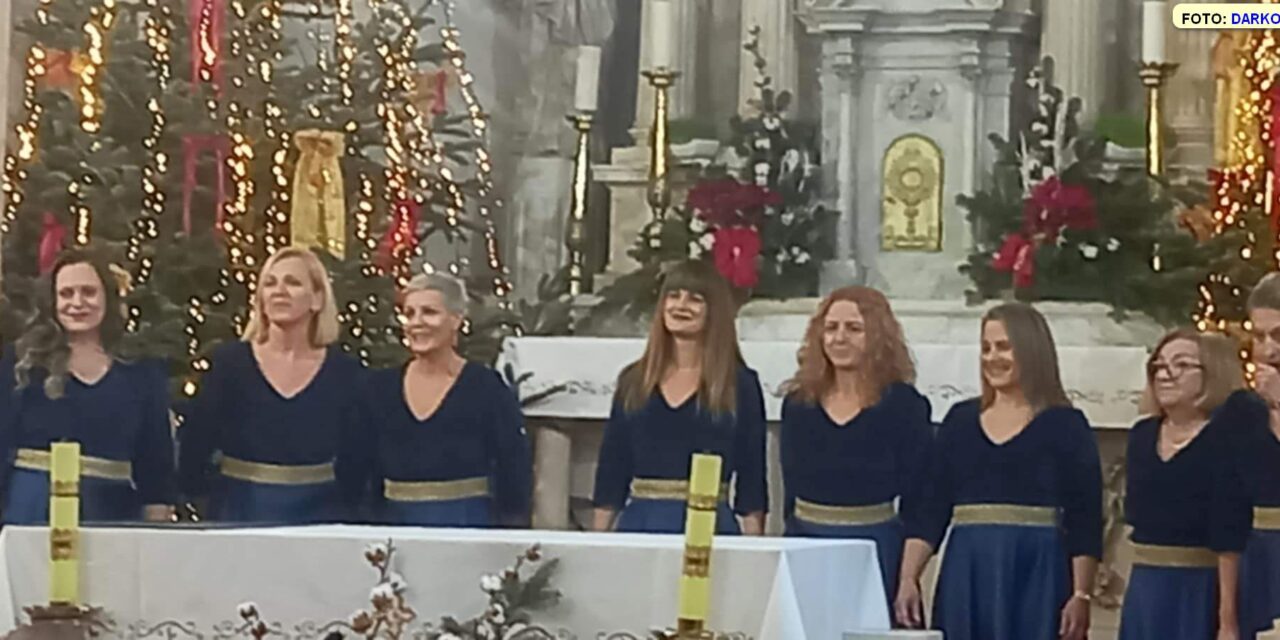 15 Božićni koncert klapa – Čiovljanke u Prološcu 021 portal