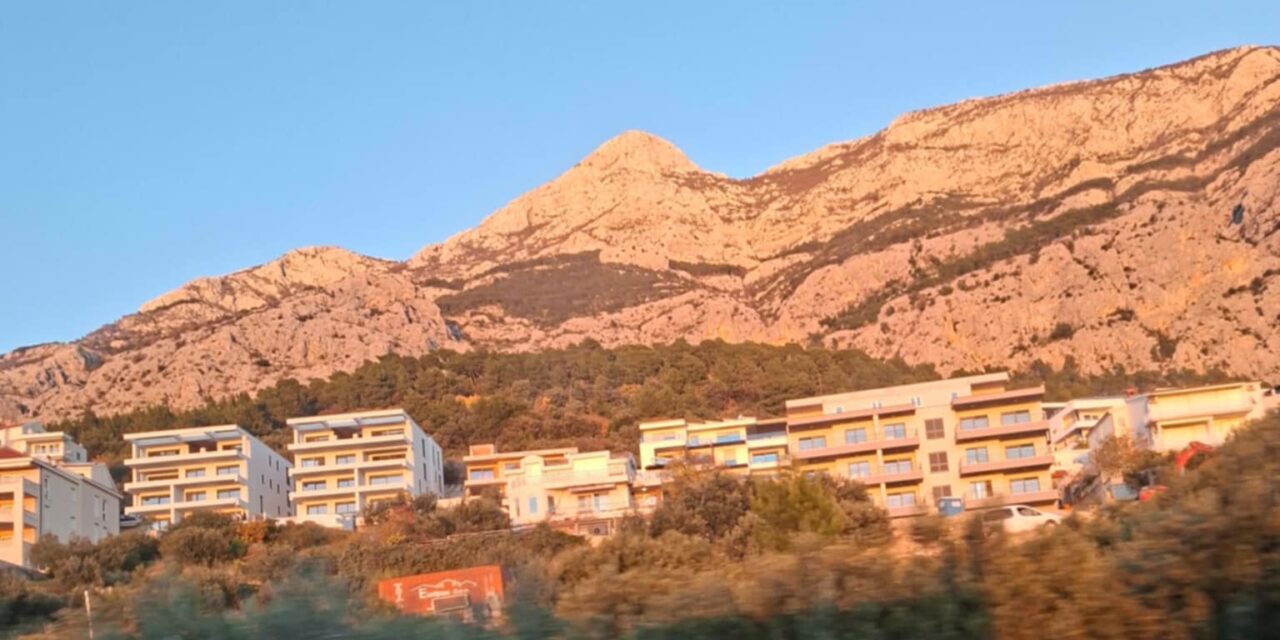 Makarska pod Biokovom – 021 portal
