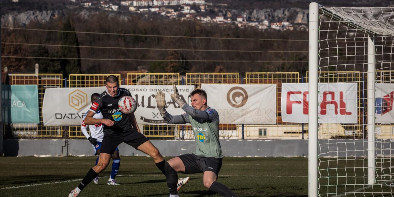 Zmijavci: Croatia Zmijavci i Hajduk odigrali prijateljsku utakmicu