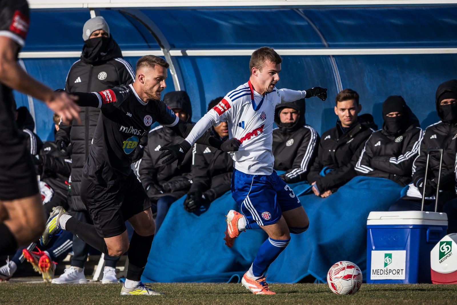 Zmijavci: Croatia Zmijavci i Hajduk odigrali prijateljsku utakmicu
