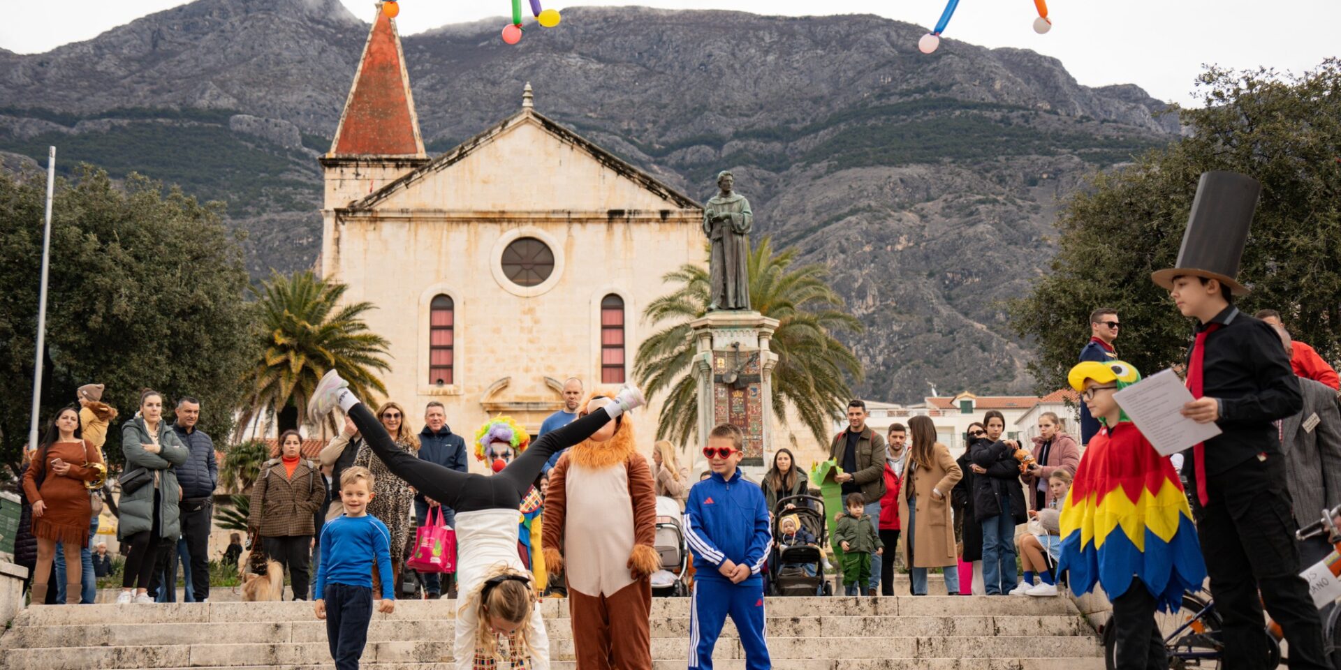 Maškare Makarska odgoda
