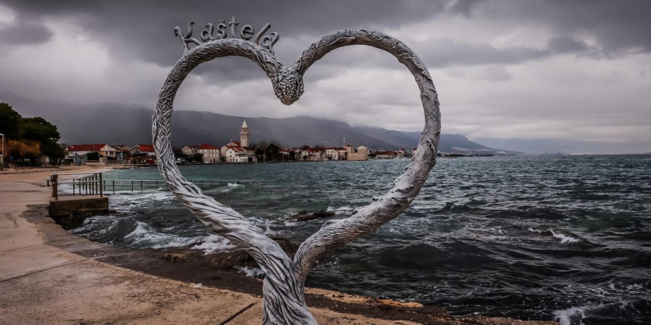 Kišno jutro u Kaštel Štafiliću