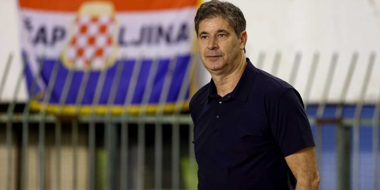Split: Zagrijavanje igrača uoči početka utakmice Hajduk – Rijeka