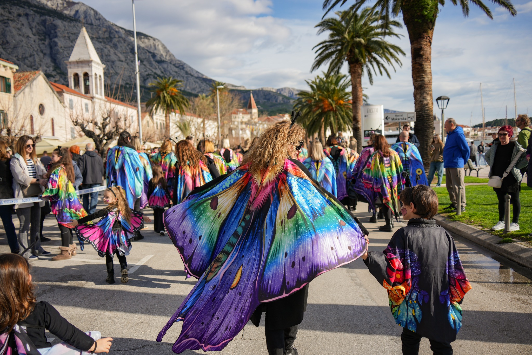 Regulacija prometa Makarska maškare