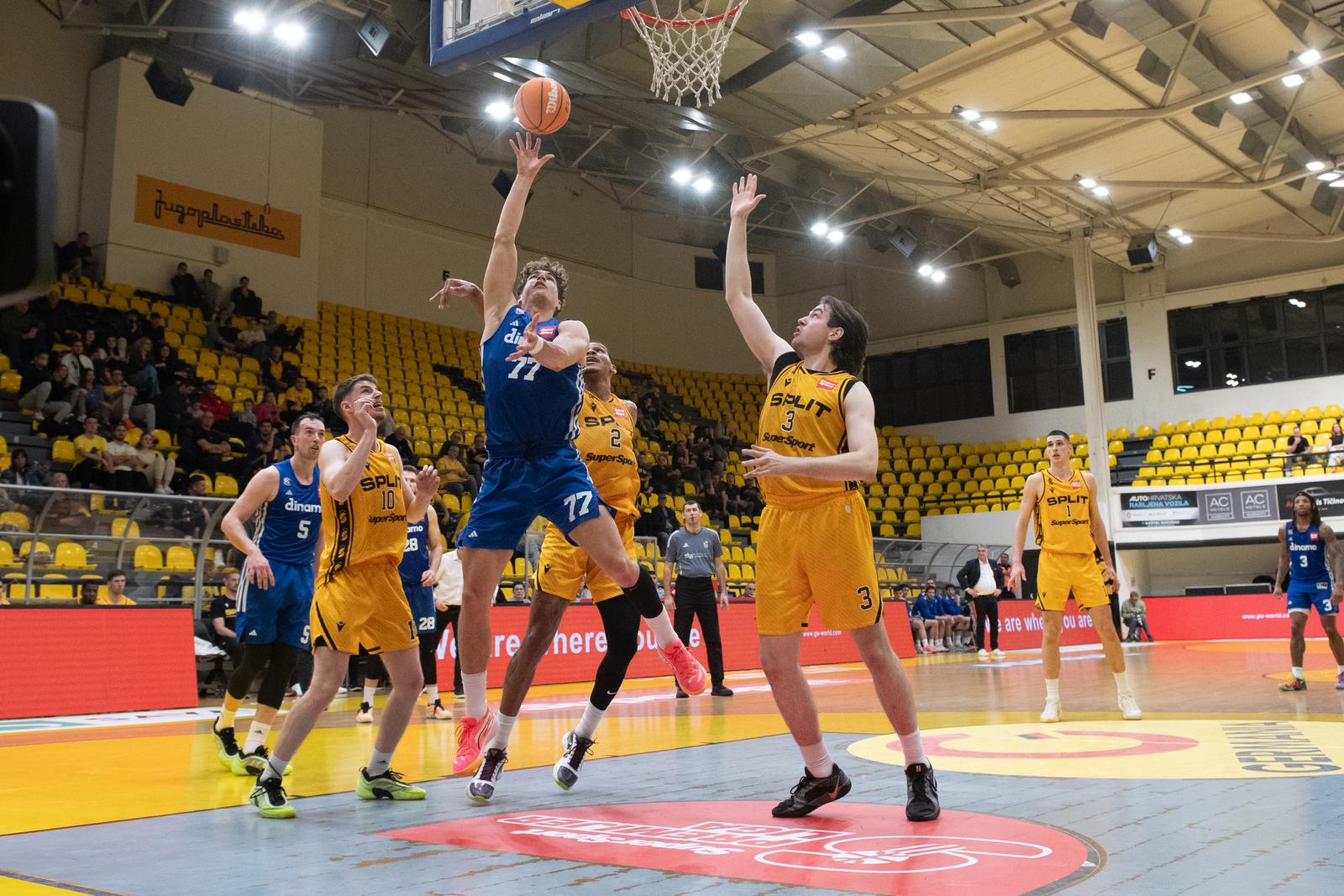 Split: Susret 22. kola prvenstva Hrvatske između KK Split i KK Dinamo