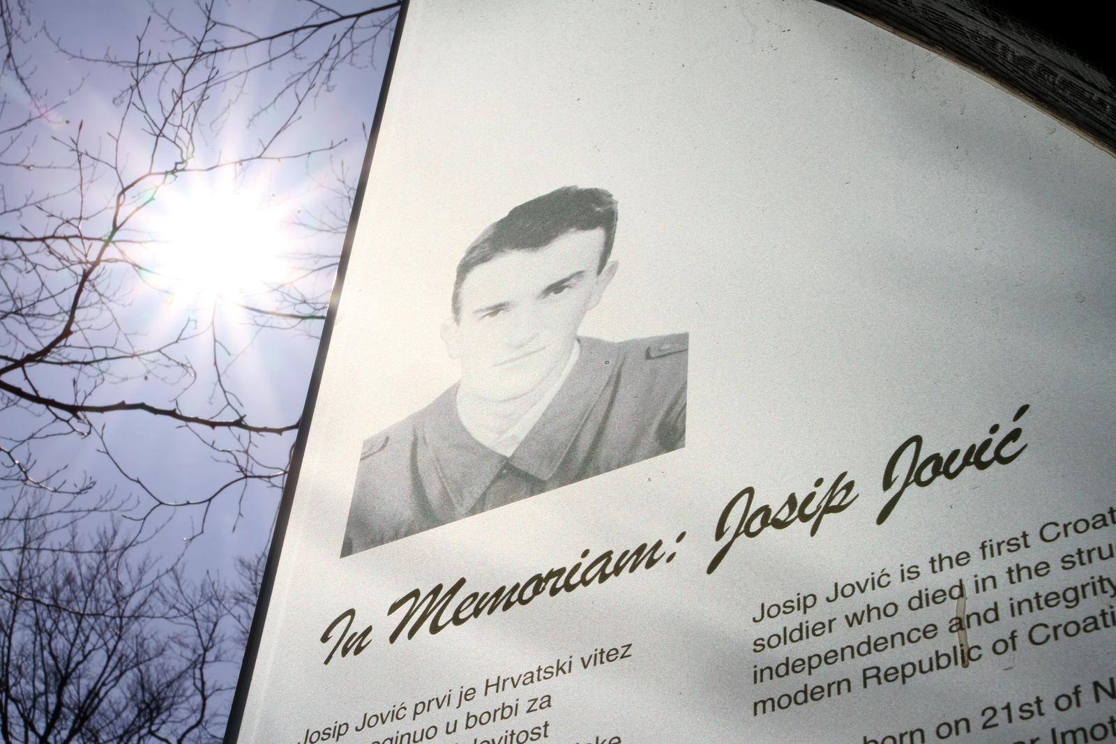 Pro�lo je 34 godine od Krvavog Uskrsa i pogibije redarstvenika Josipa Jovi?a