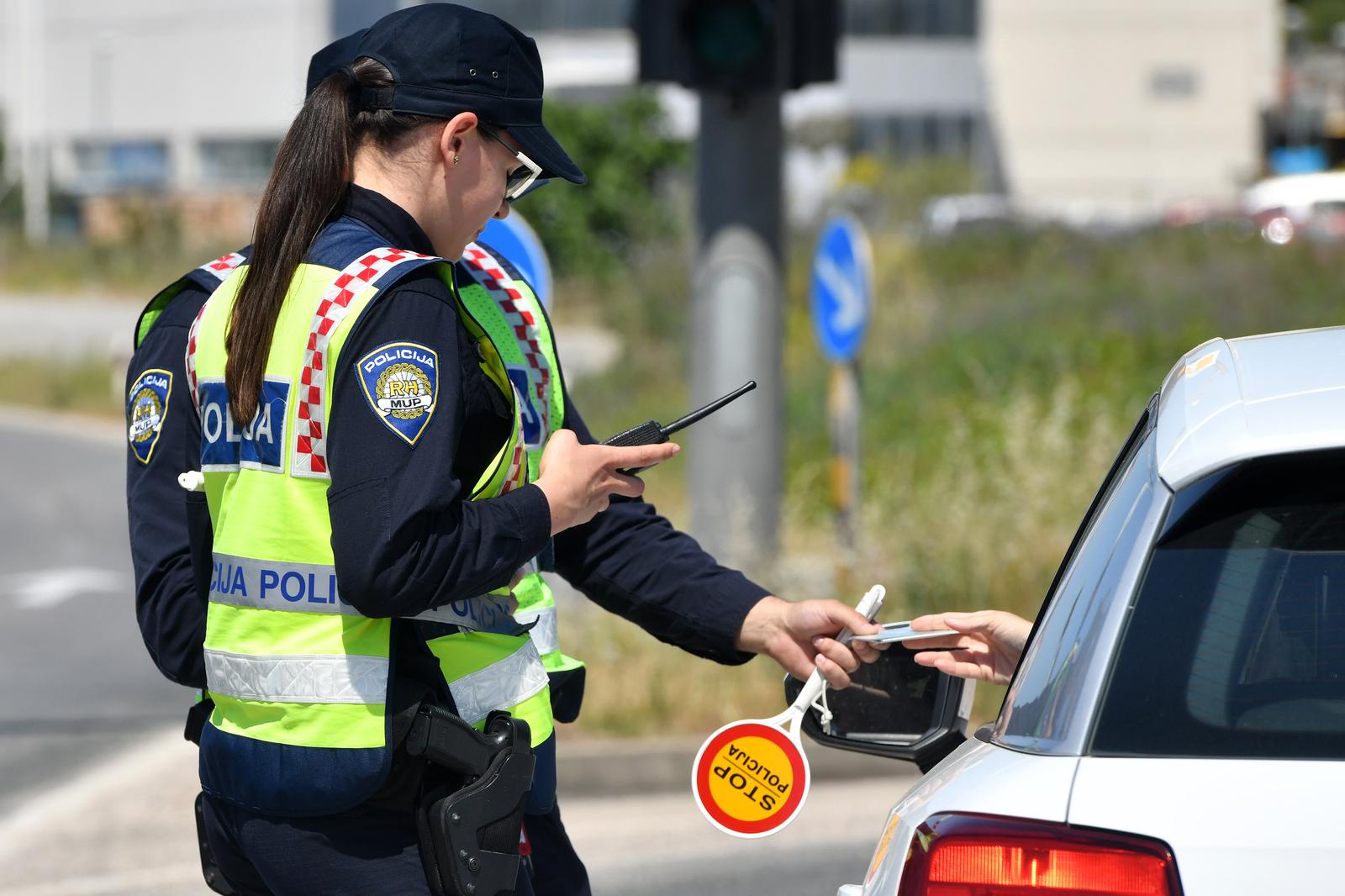 �ibenik: Preventivna akcija MUP-a i Crvenog kri�a “5 do 12”