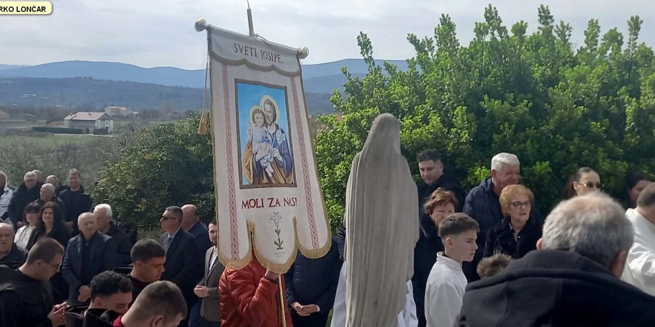 Procesija sv Josipu Glavina D – 021 portal