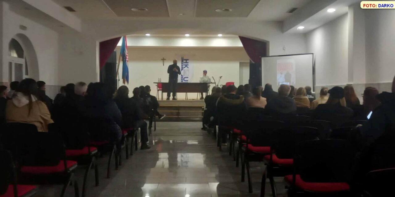 Tribina Ovisnosti Proložac publika – 021 portal