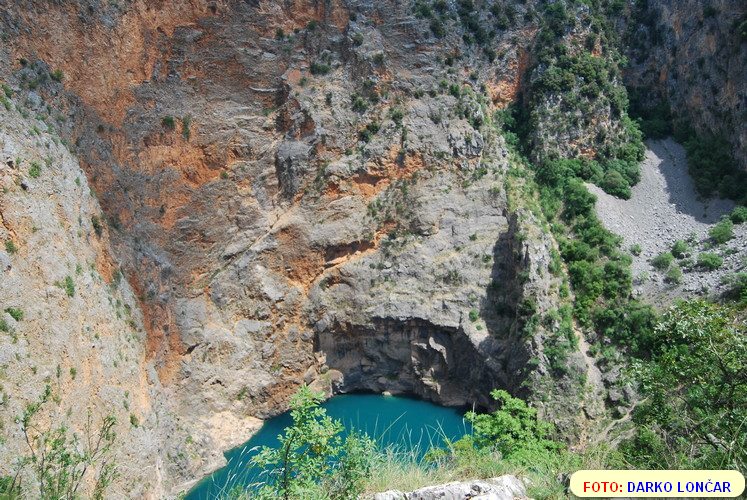 Crveno jezero Imotski Dan zavičaja1 – najava 021 portal