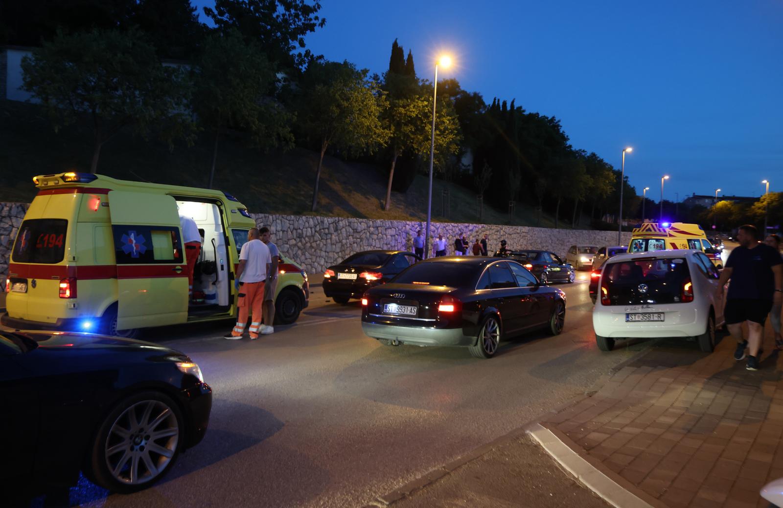 Split: Prometna nesreća na Lovrinačkoj cesti, ozlijeđeno nekoliko osoba