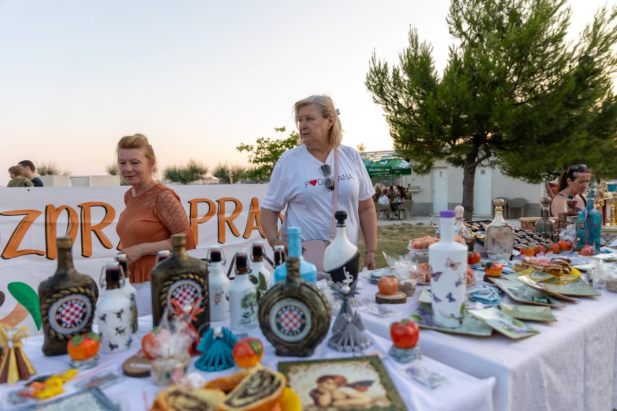 Pozdrav praski Podstrana26