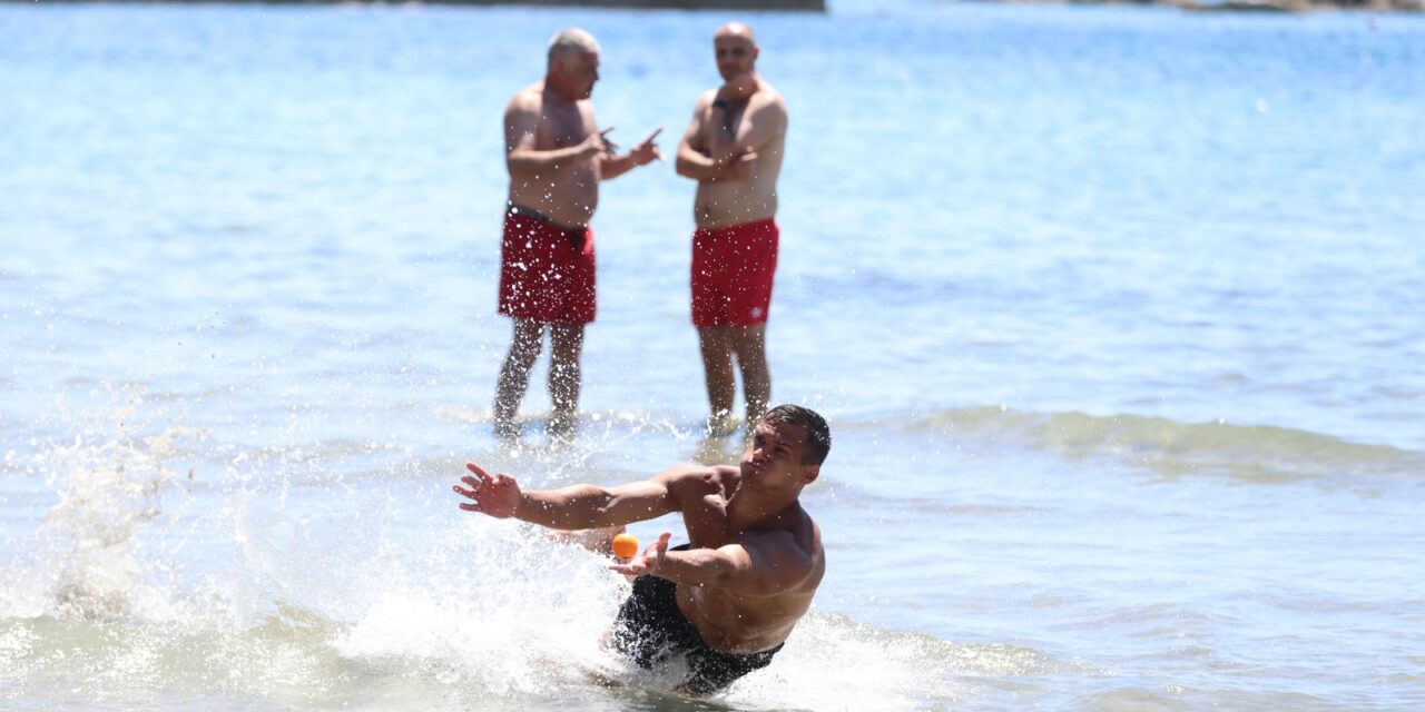 Splitske plaže pune su kupača