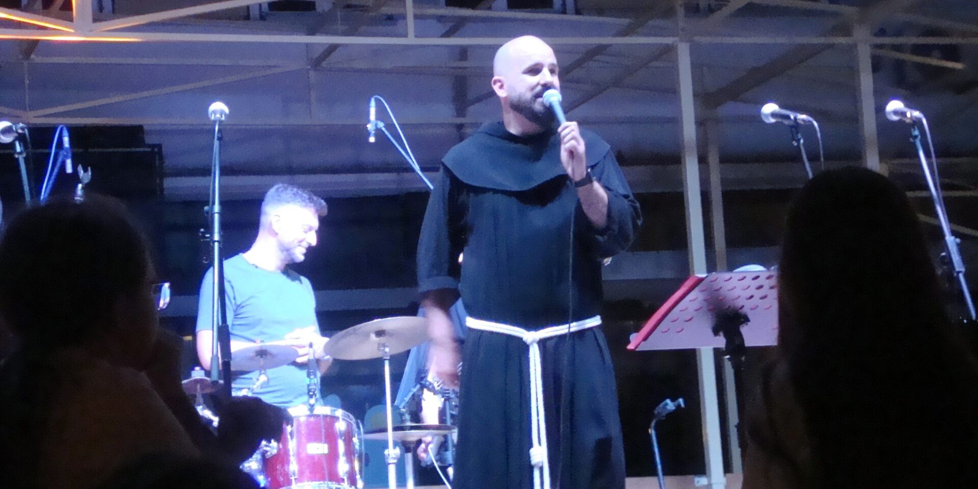 Fra Marin Karačić – koncert Ususret majci Sinj – izvještaj 021 portal