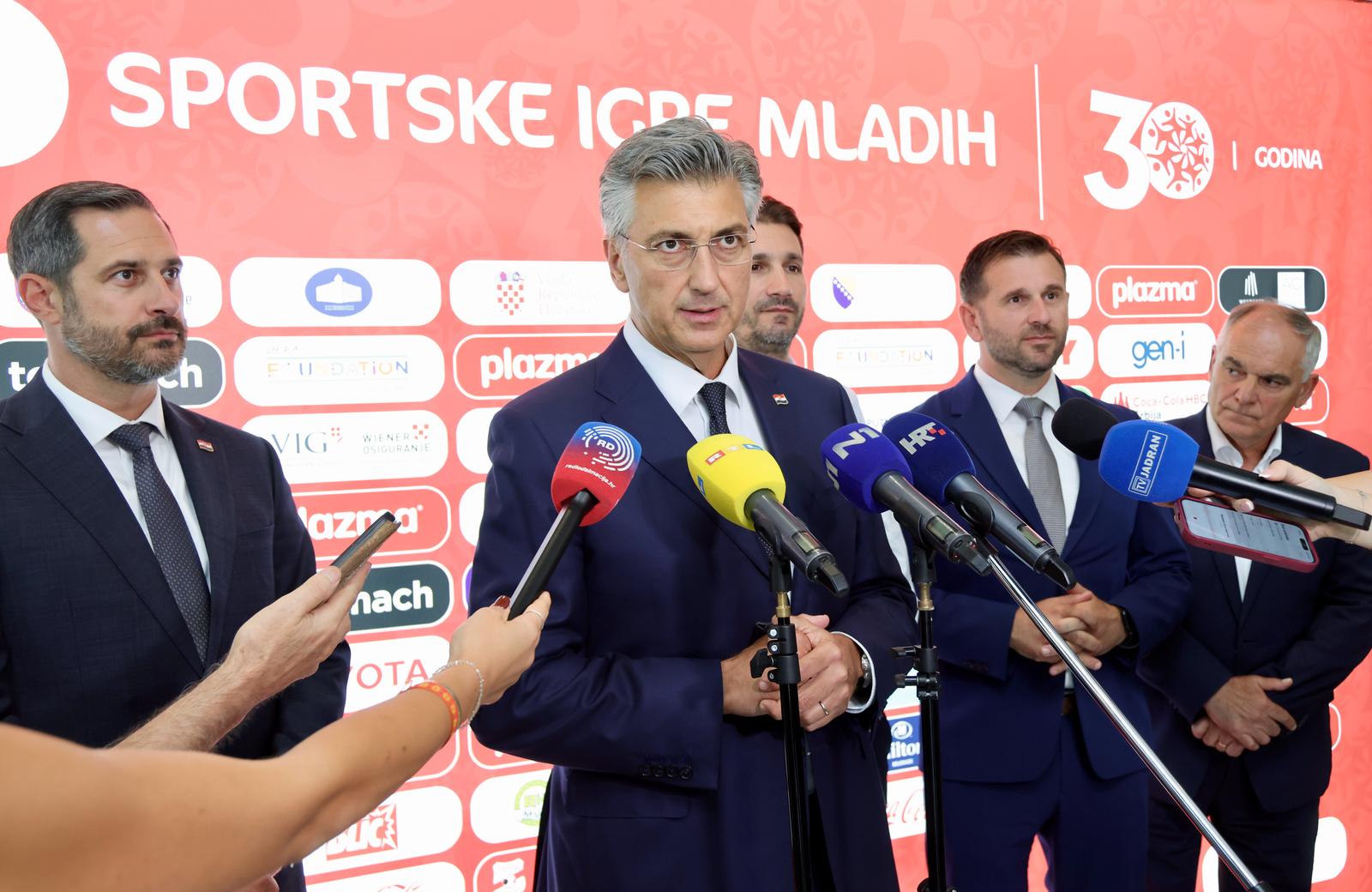 Split: Andrej Plenković dao je izjavu nakon sastanka s organizatorima Sportskih igara mladih