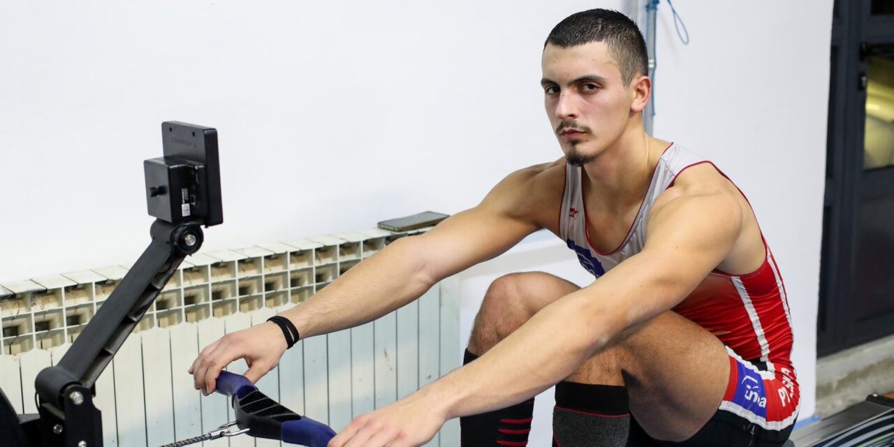 Zagreb: Veslač Ivan Talaja oborio rekord polu maratona u veslanju na simulatoru