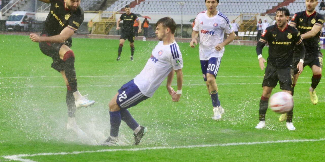 Hajduk i Dinamo sastali se u 09. kolu SuperSport HNL-a