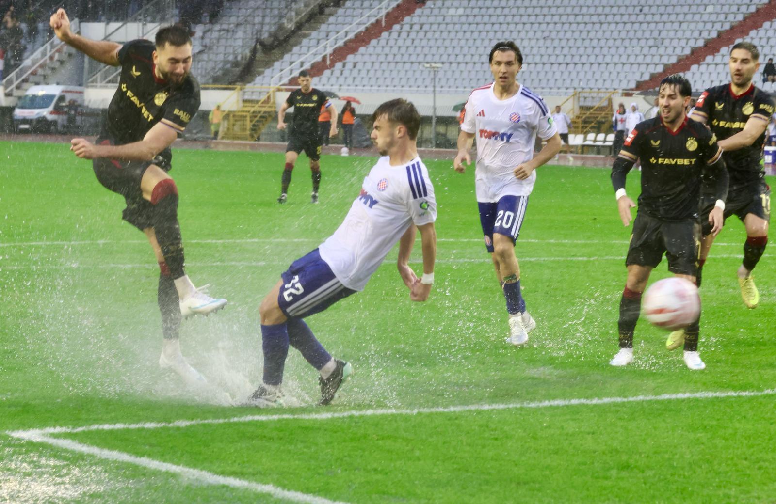 Hajduk i Dinamo sastali se u 09. kolu SuperSport HNL-a