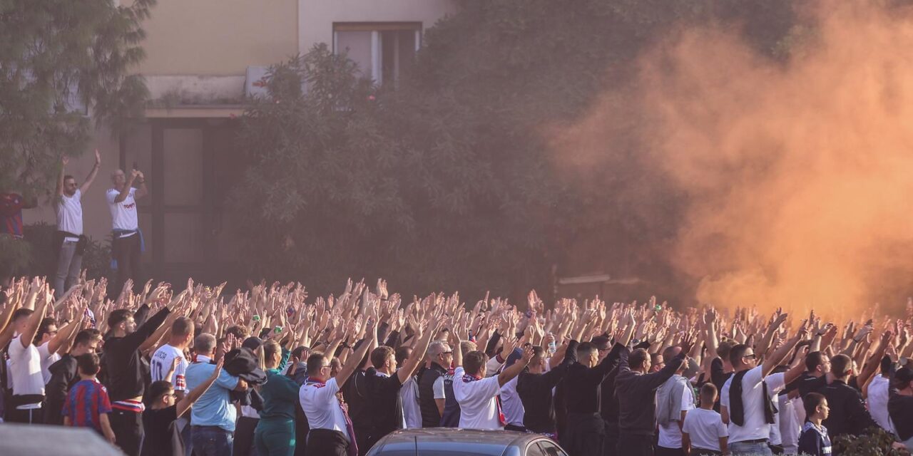 Split: Korteo Torcide prema stadionu Poljud