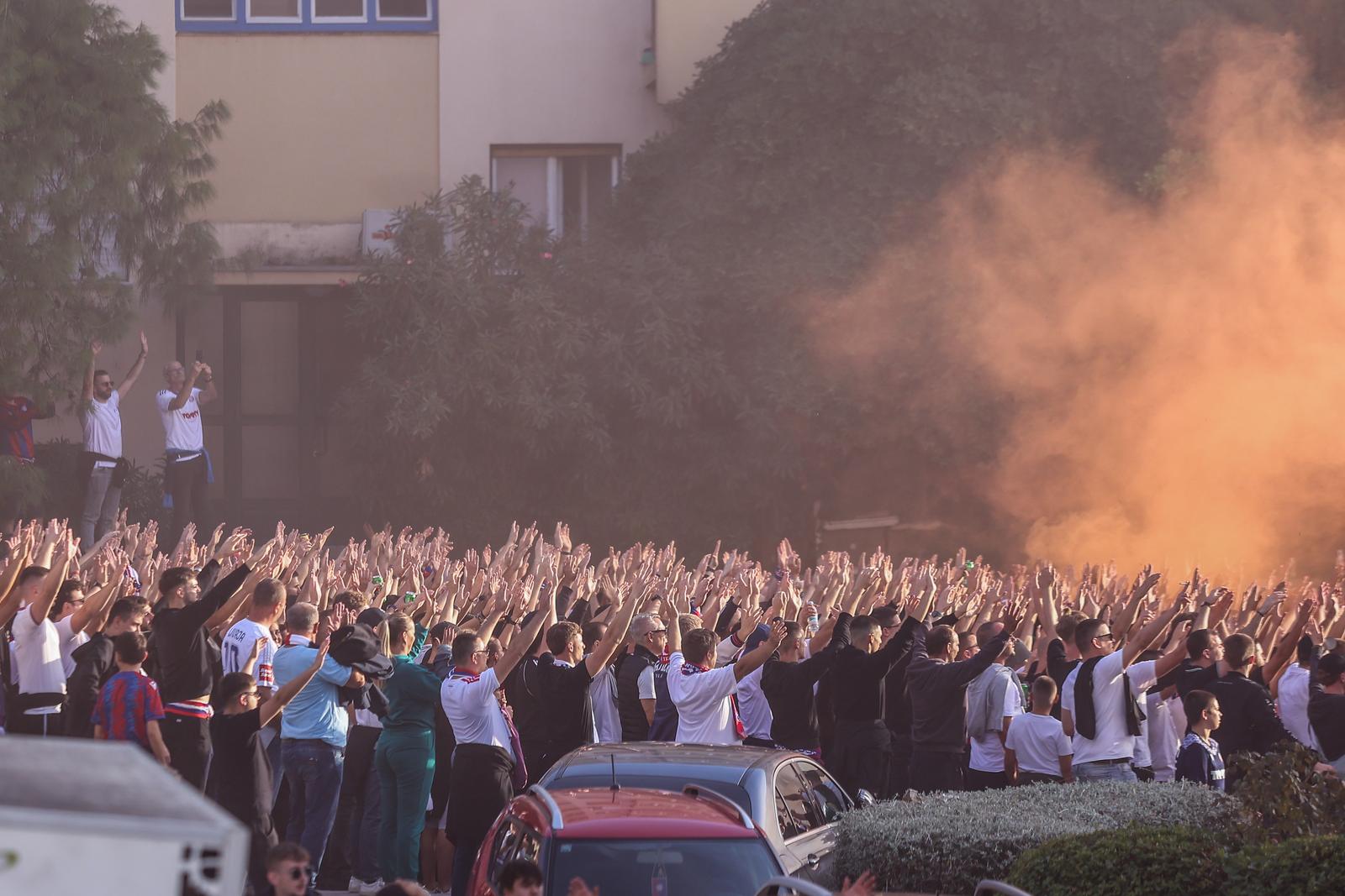 Split: Korteo Torcide prema stadionu Poljud