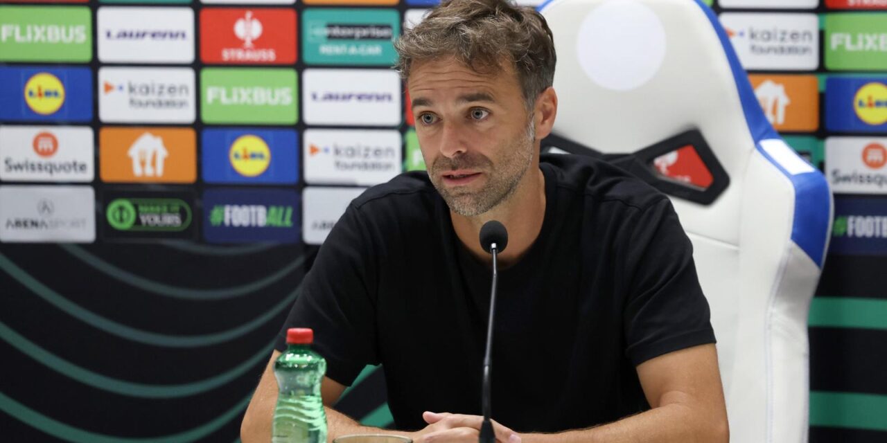 Konferencija za medije nakon utakmice Hajduka i Ajaxa